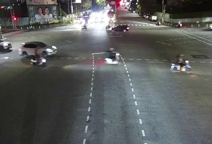 太原路/環中東路東側(右側車流往北屯路)