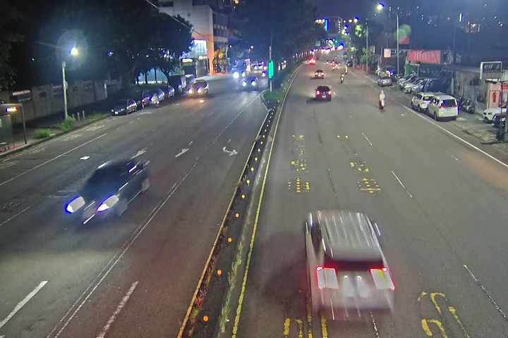 太原路/景賢六路(右側車流往環中東路)Taiyuan Rd./Jingxian 6th Rd.