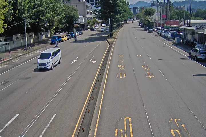 太原路/景賢六路(右側車流往環中東路)Taiyuan Rd./Jingxian 6th Rd.