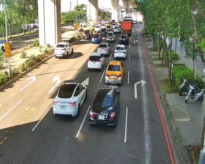 環中東路/建軍二街(太原下匝道車流往東山路)(往北)